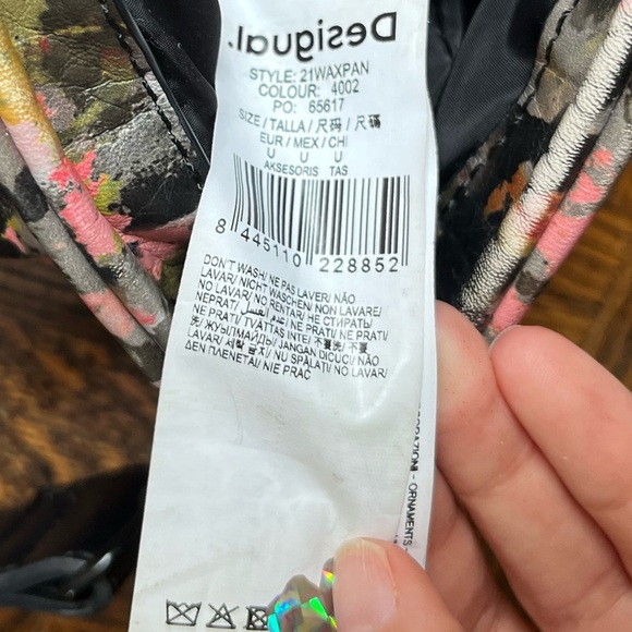 Desigual Sling bag outer fastener flap Bag - Picture 14 of 16